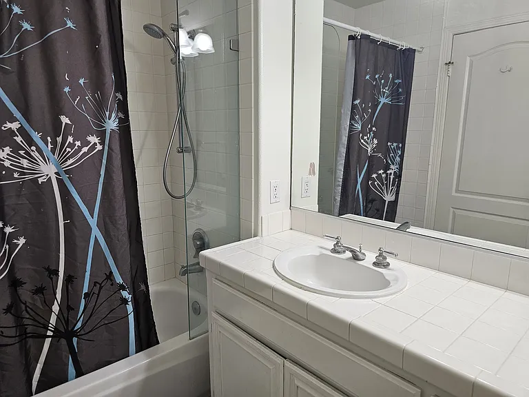 4080 Tujunga Ave #104 — Photo 9