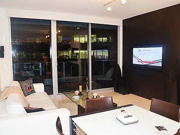 3rd image of 200 Biscayne Blvd #3911