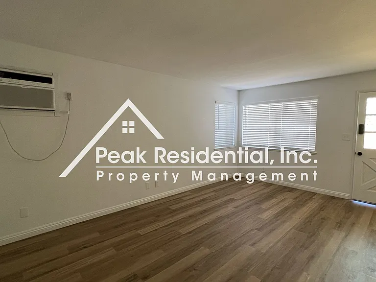 1120 Morton Ct — Photo 7