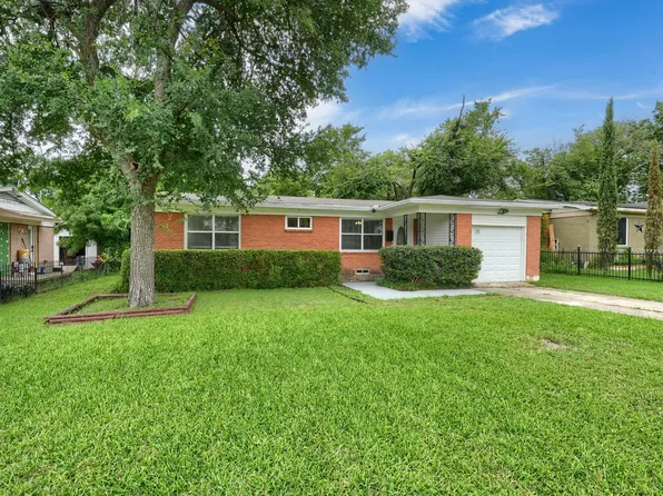 10628 Benbrook Dr, Dallas, TX 75228