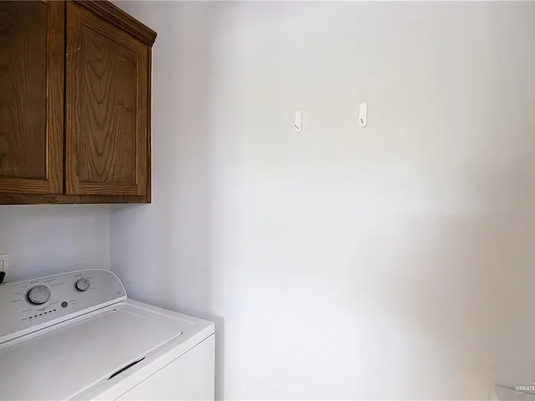 2019 Lacywood Dr #B — Photo 5