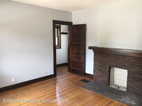 2nd image of 214 W 31st St