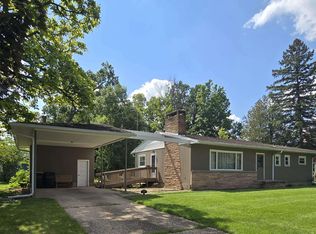 528 E Main St, Reedsburg, WI 53959