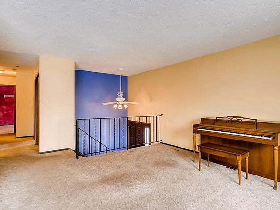 4th image of 3605 York Dr