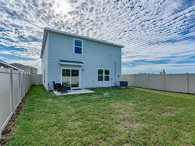 1100 NW 248th Dr — Photo 32