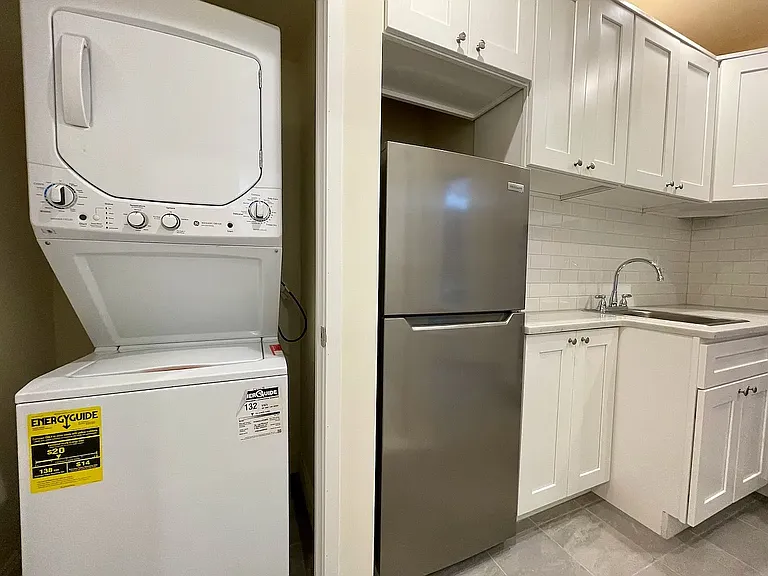 129 E 90th St #5W — Photo 3