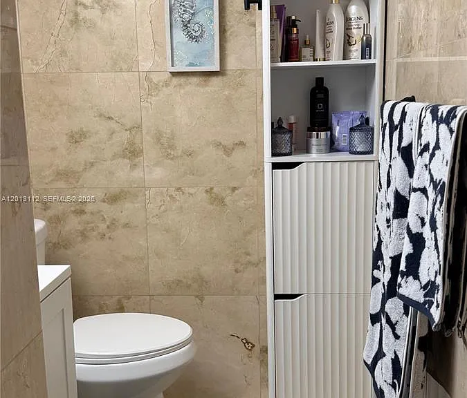 5555 Collins Ave #14E — Photo 8