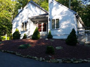 130 Timber Ridge Cir, Greentown, PA 18426