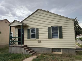 662 N 11th St, Laramie, WY 82072