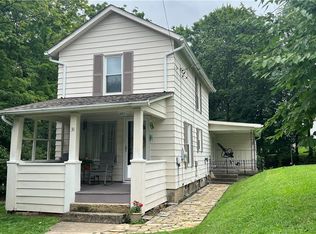 31 Line St, Sharpsville, PA 16150