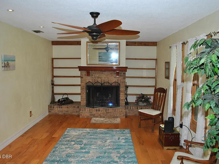 5590 Lancewood Cir S #S — Photo 7
