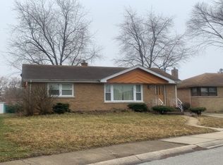 965 E 163rd St, South Holland, IL 60473