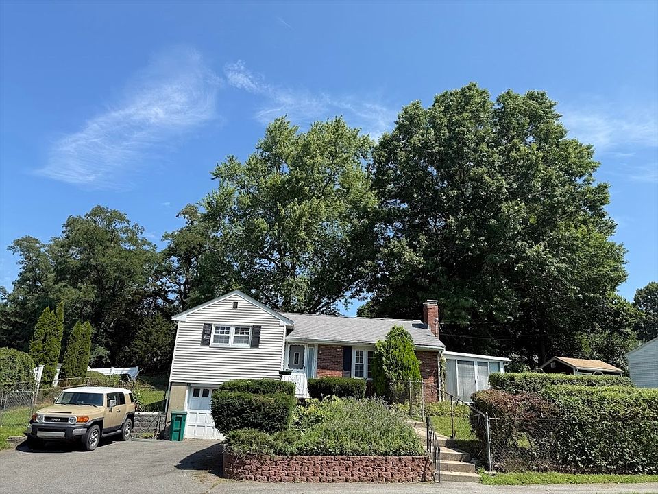 1st image of 51 Westview Dr