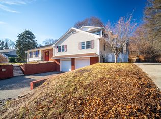 39 Lorelei Cir, Middletown, CT 06457