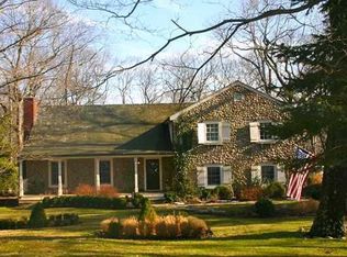 11 Serenity Ln, Cos Cob, CT 06807