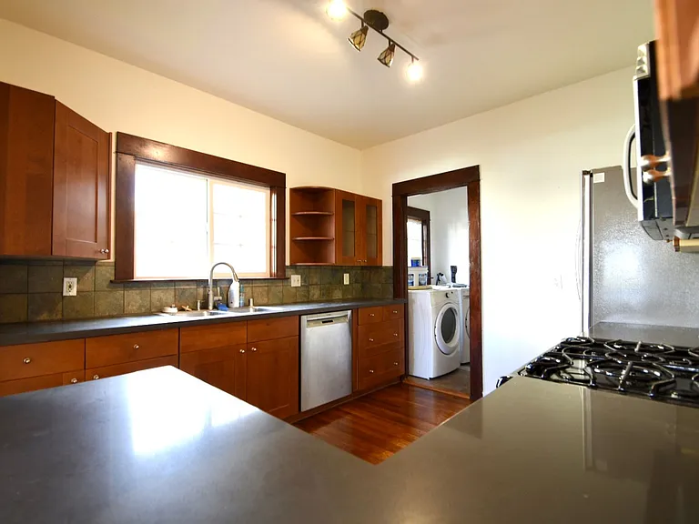 4857 Kansas St — Photo 3