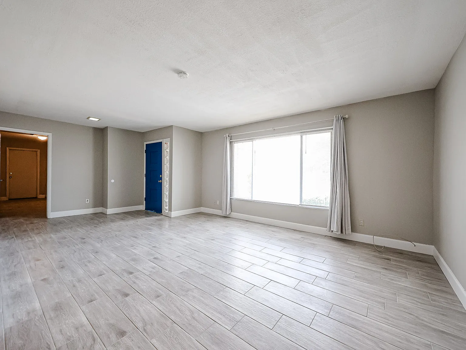 8213 E Montebello Ave — Photo 3