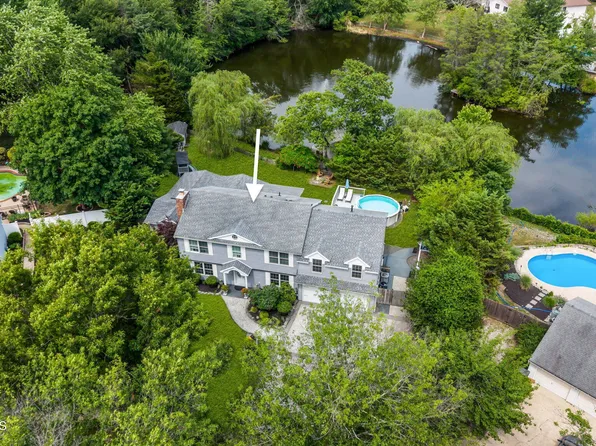 375 Kildare Drive, Toms River, NJ 08753
