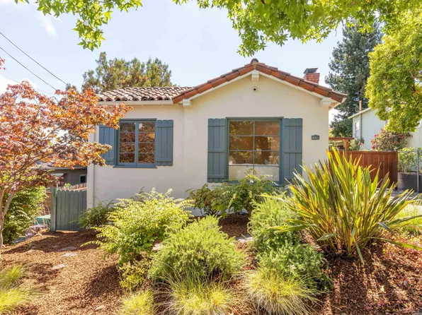 2451 Carmel St, Oakland, CA 94602