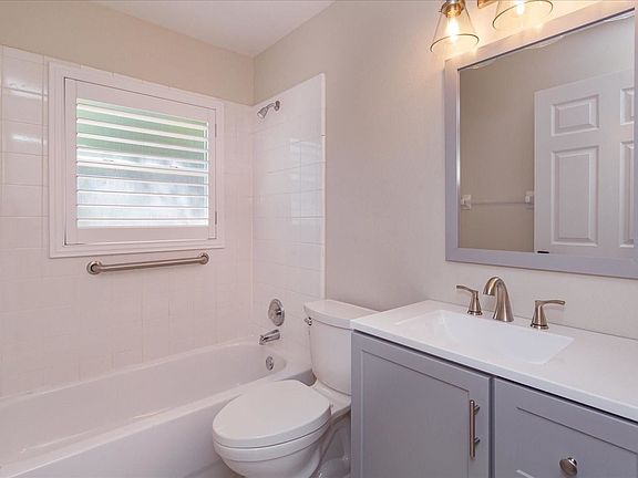 5th image of 1599R Woodwind Dr