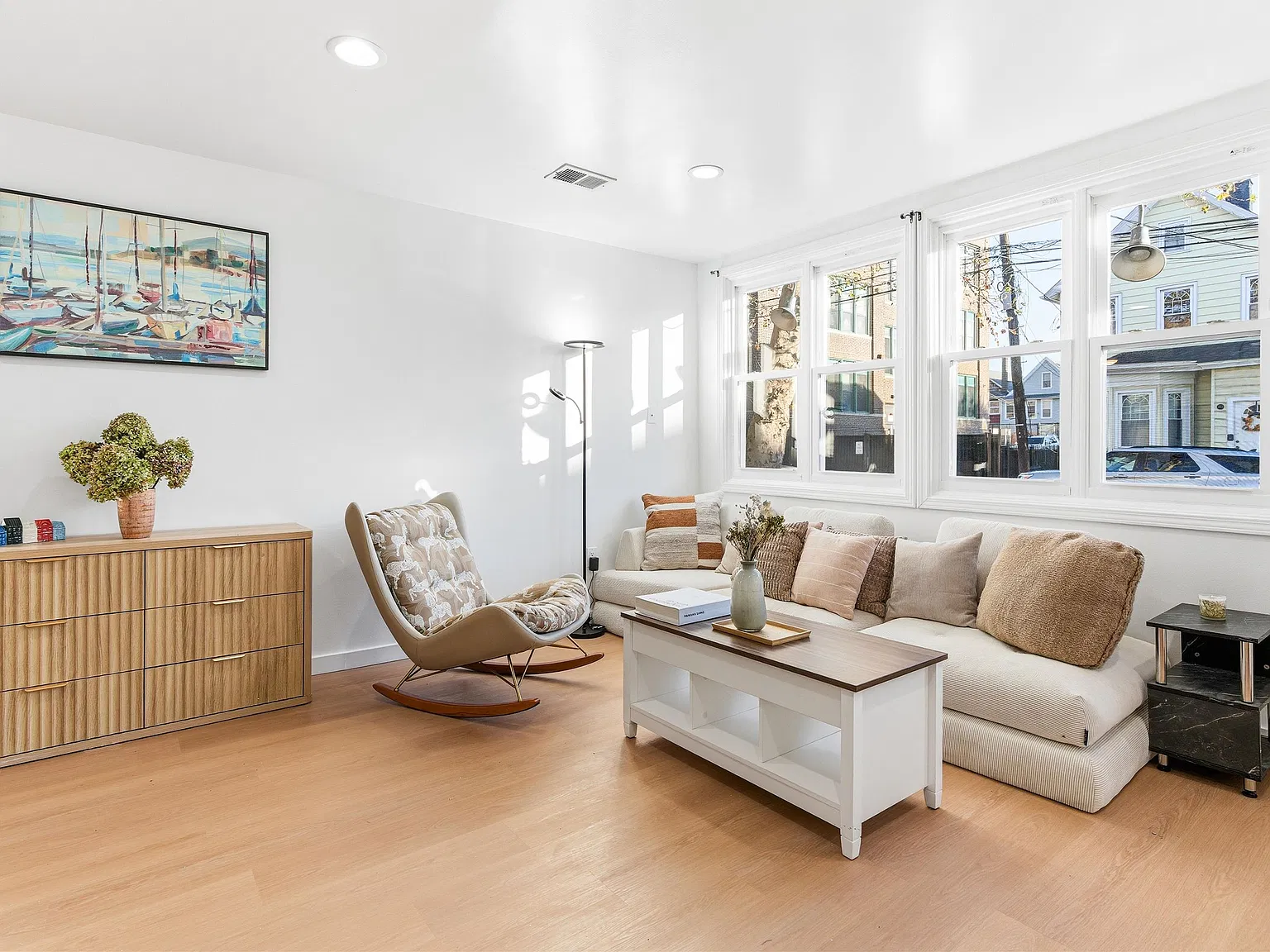 2 bed, 1.0 bath, $2,590 — Photo 1