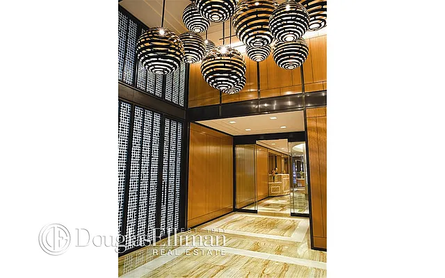 Rented by Douglas Elliman | media 33