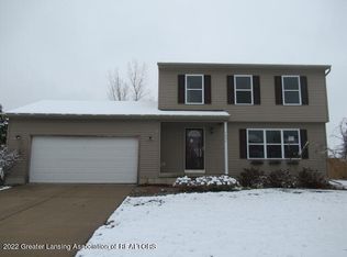 1024 Bills Ln, Saint Johns, MI
