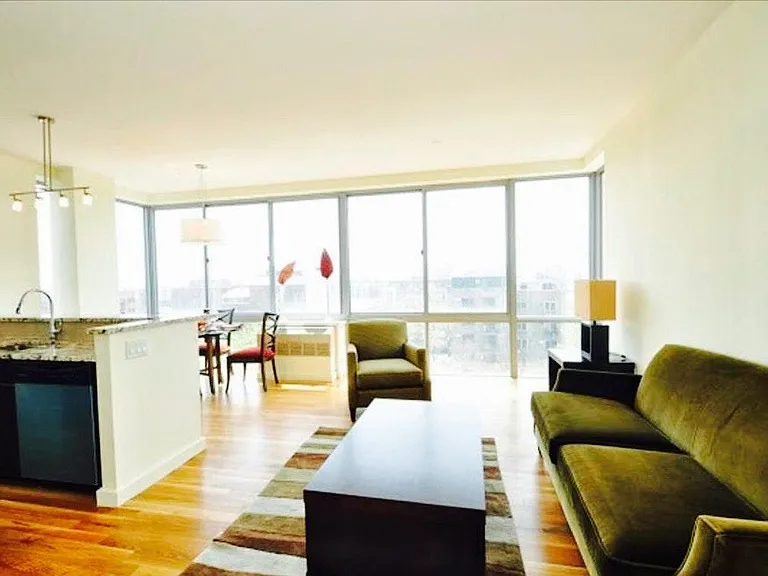 Banner Ave — Photo 5