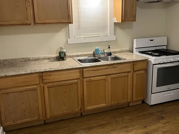 2123 N 18th St, Sheboygan City, WI 53081
