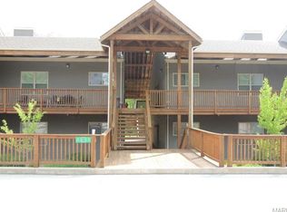 157 Geneva Cove Dr, Innsbrook, MO 63390