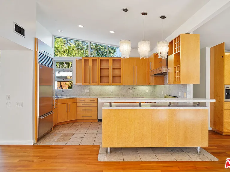 30725 Manzano Dr — Photo 19