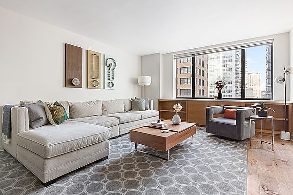 1st image of 30 W 61st St APT 14E
