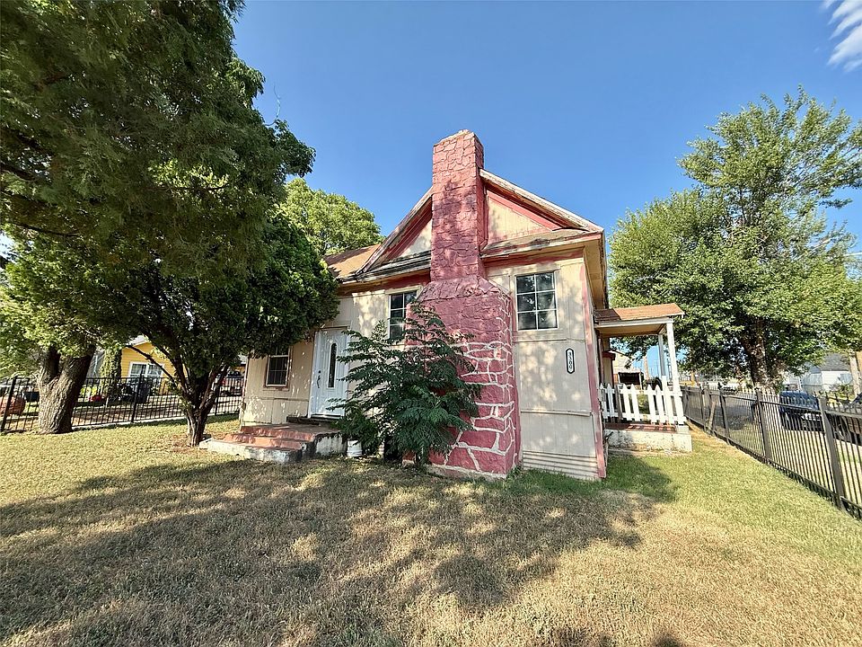 1st image of 3300 N Pecan St