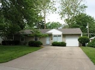8606 Goodman Dr, Overland Park, KS 66212