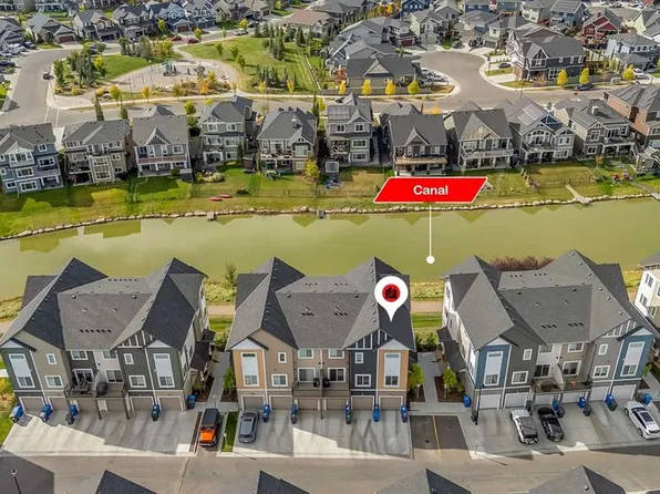 342 N Canals Cross SW, Airdrie, AB T4B 4L4