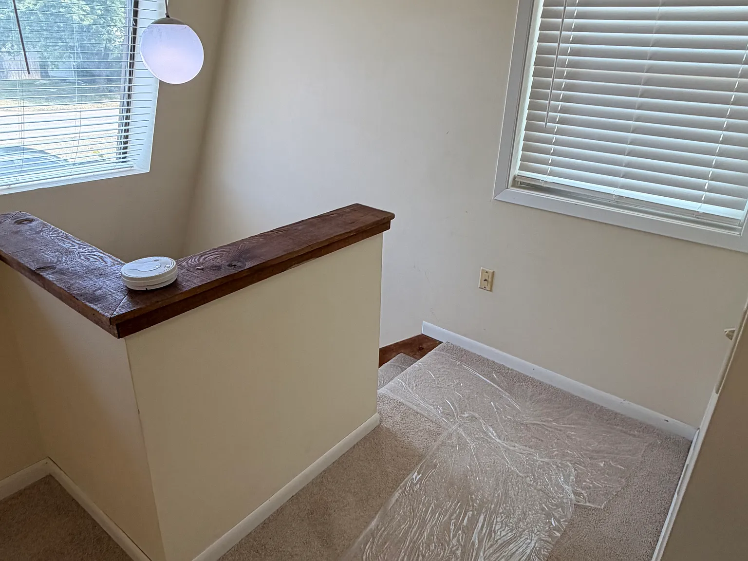 419 W Cherokee Dr — Photo 4