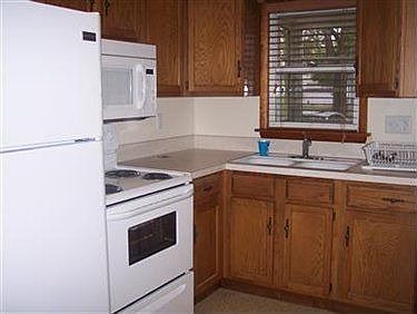 3rd image of 110 Lucien Dr