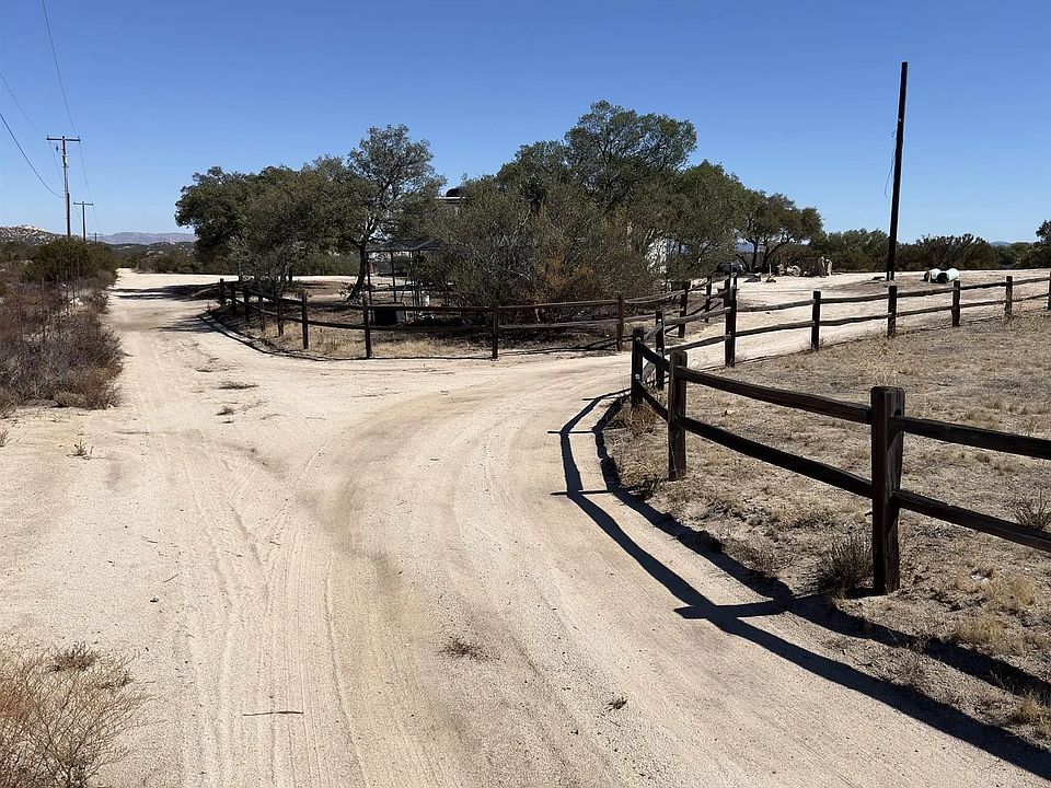 1st image of 0 Moon Valley Rd #0