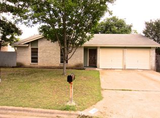 1103 Wayne Dr, Round Rock, TX 78664
