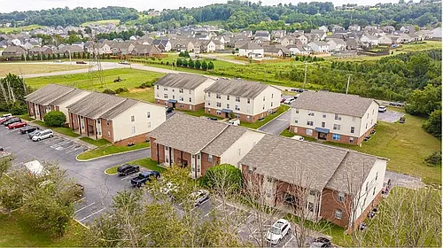 Oak Tree Apartments Photo 1