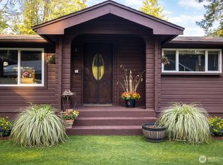 9361 Misery Point Rd NW, Seabeck, WA 98380