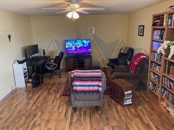 3rd image of 1205 Boswell Dr