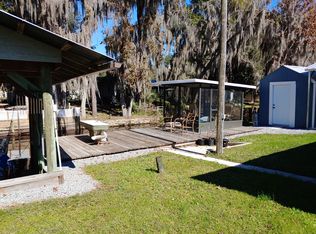 110 Sullivan Dr, Crescent City, FL 32112