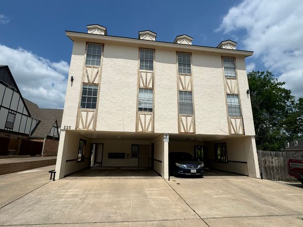 225 E University Dr APT 3