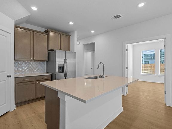 7th image of this home