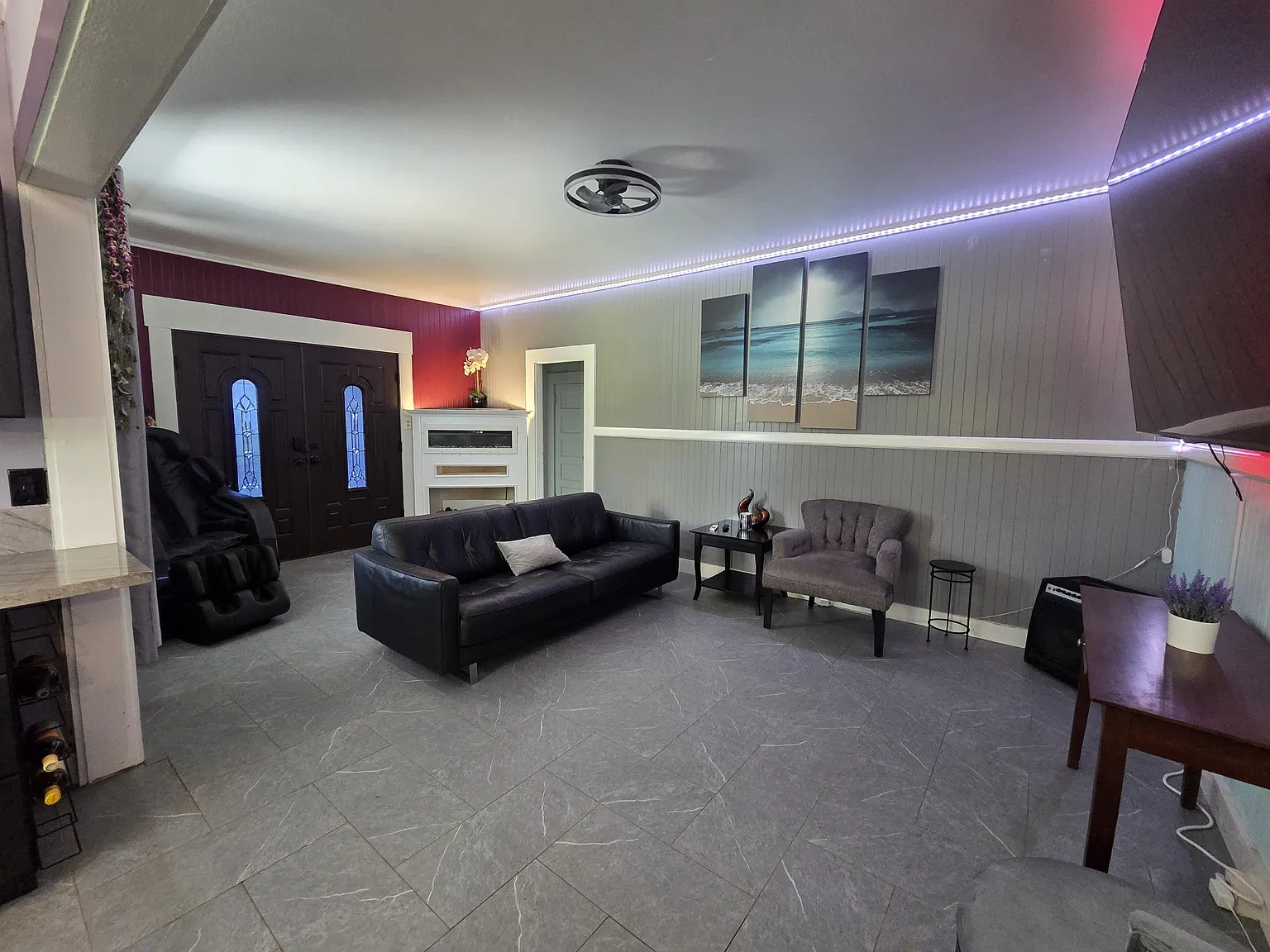 3 bed, 1200 sqft, $2,999 — Photo 2