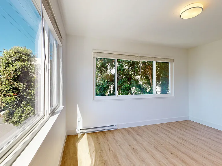 2898 Jackson Street — Photo 2