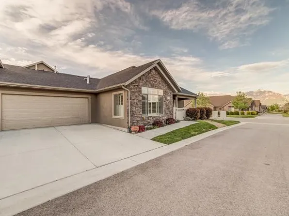 9232 S 2040 W Unit B, West Jordan, UT 84088