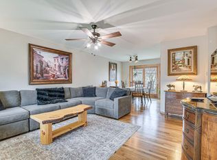 340 Illinois Blvd #ID1306717P, Hoffman Estates, IL 60169