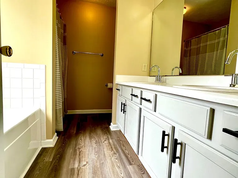 4549 Rustic Haven Dr — Photo 4
